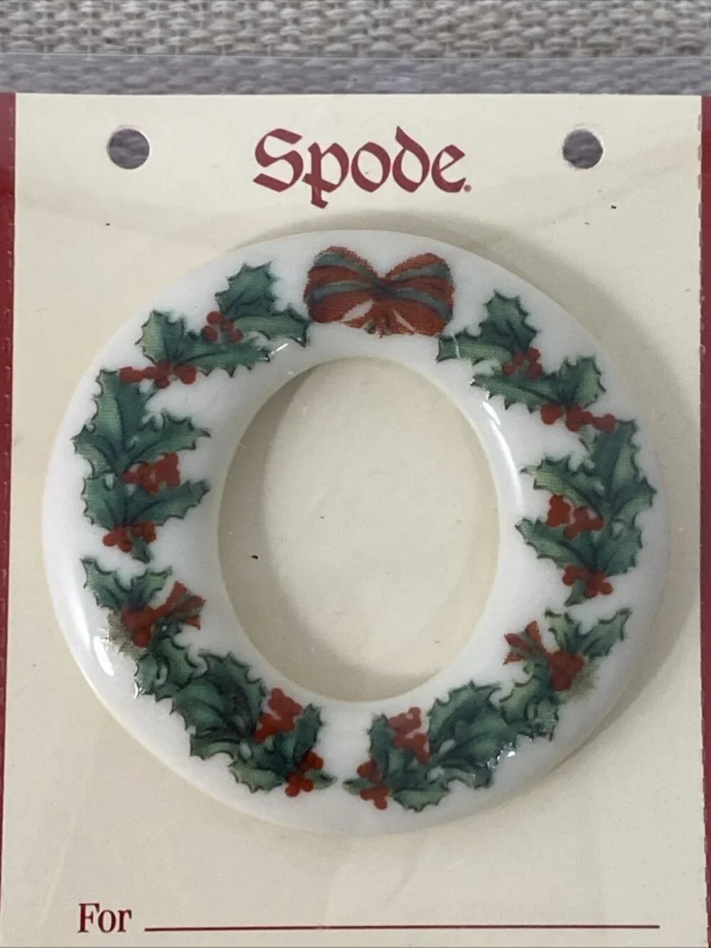 VTG 2004 Spode Porcelain Christmas Tree Cheer Pin /Brooch Wreath / Holly & Ivy